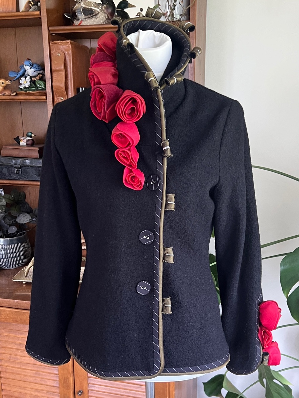 CoVelo Clothing Black Women's Wool Jacket with Red Floral Rose Accents M